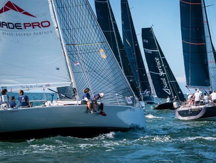 Erleben Sie die maritime Kunst in Rimini: Kurs und Aufenthalt am Meer! ⚓🌊